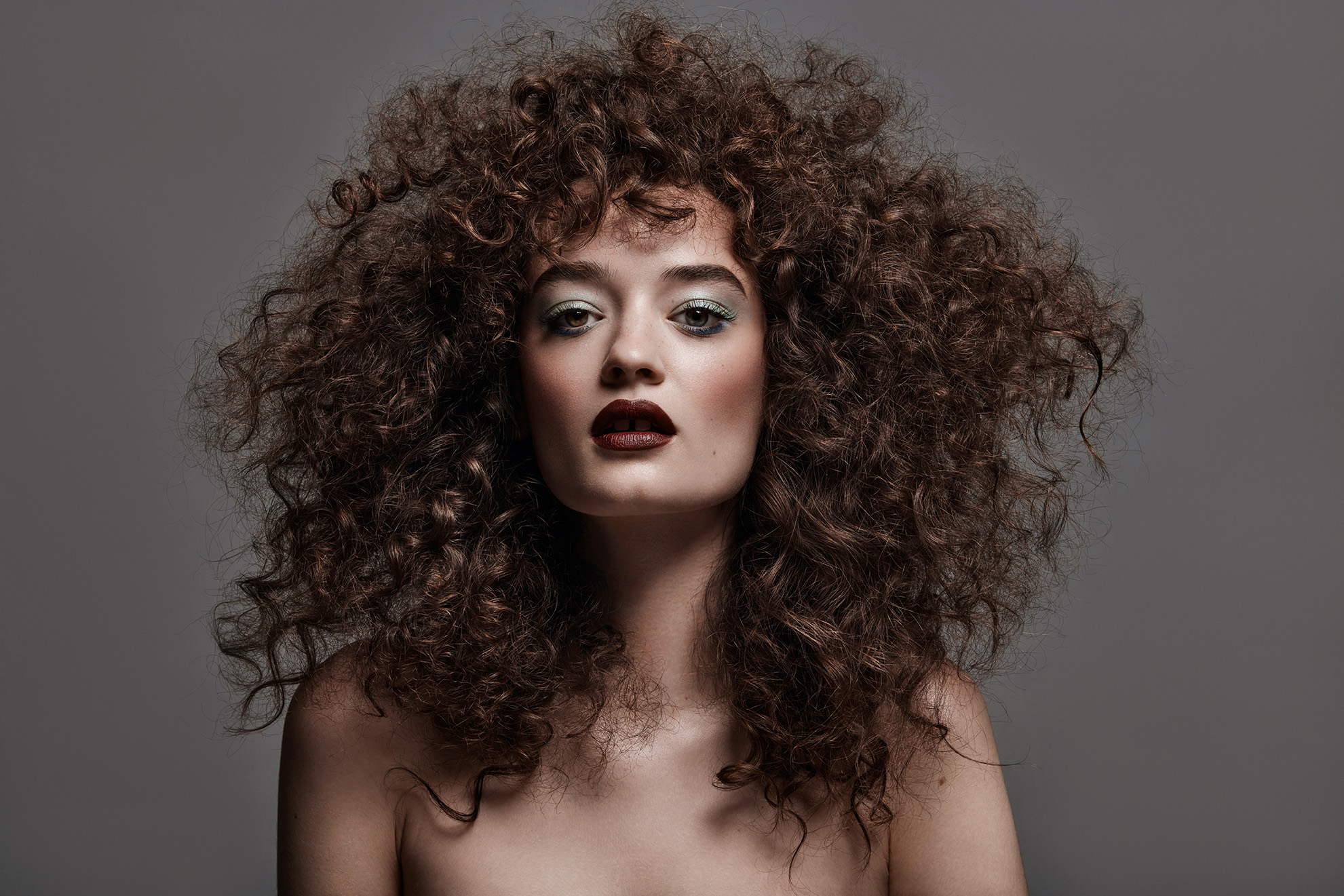 Pola